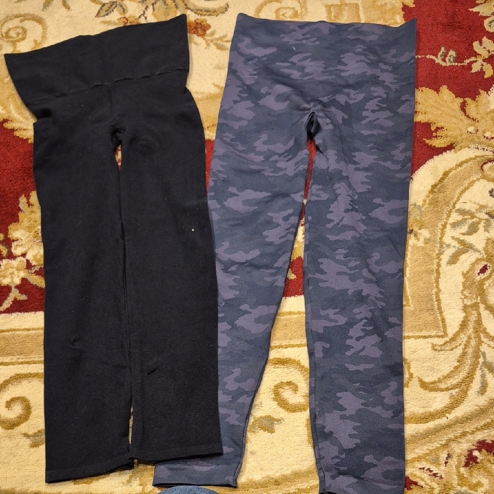 SPANX Black and Camouflage Leggings Size L maybe Kids